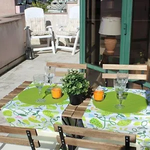 Apartamento Espacoso Apartamento Junto Ao Metro, Lisboa